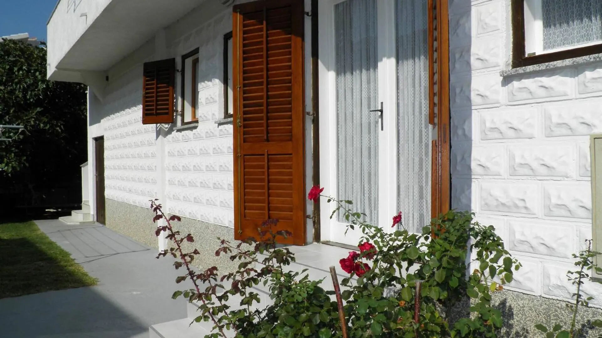 Guest house Apartments Klaric Baska