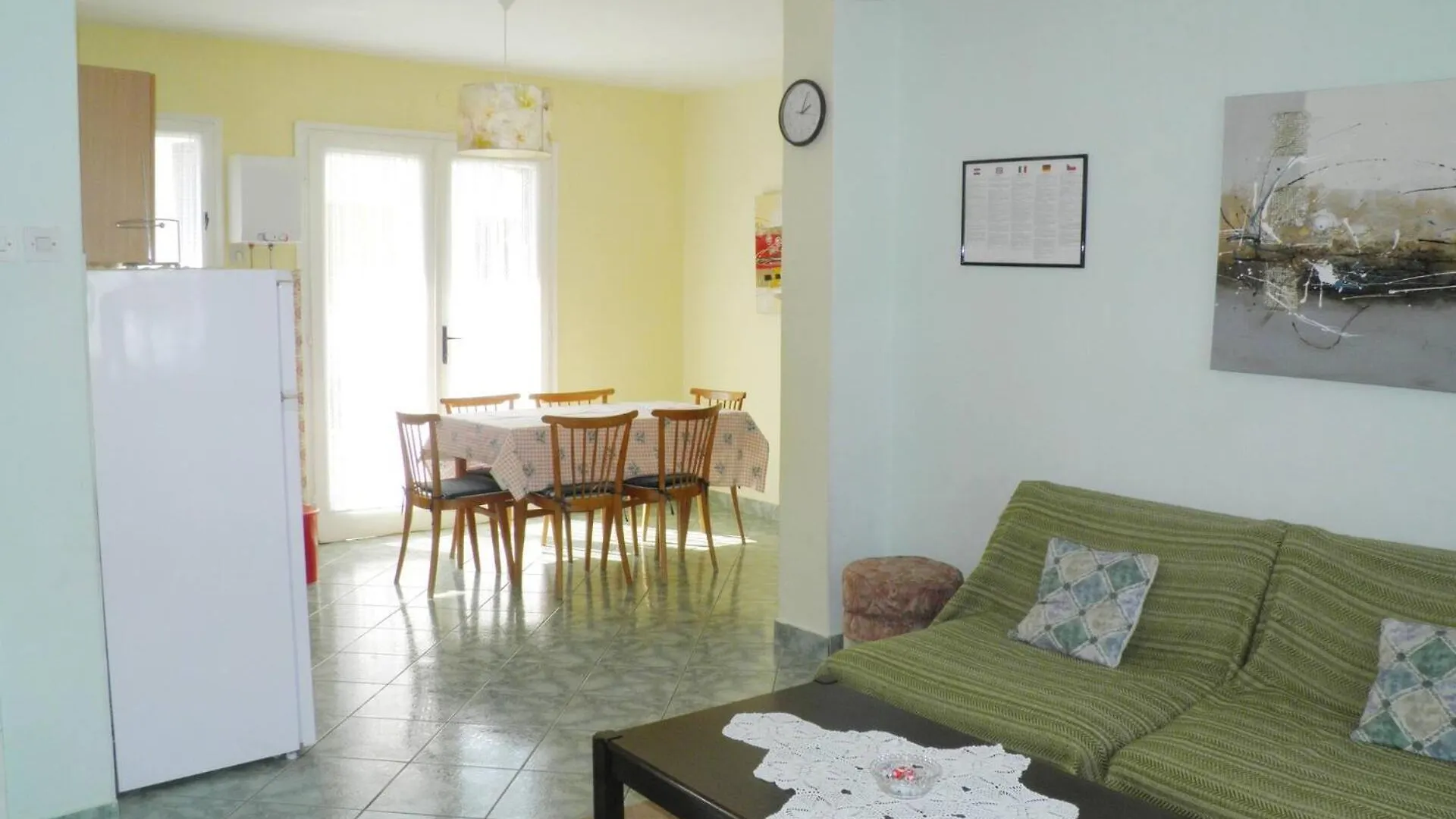 Guest house Apartments Klaric Baska