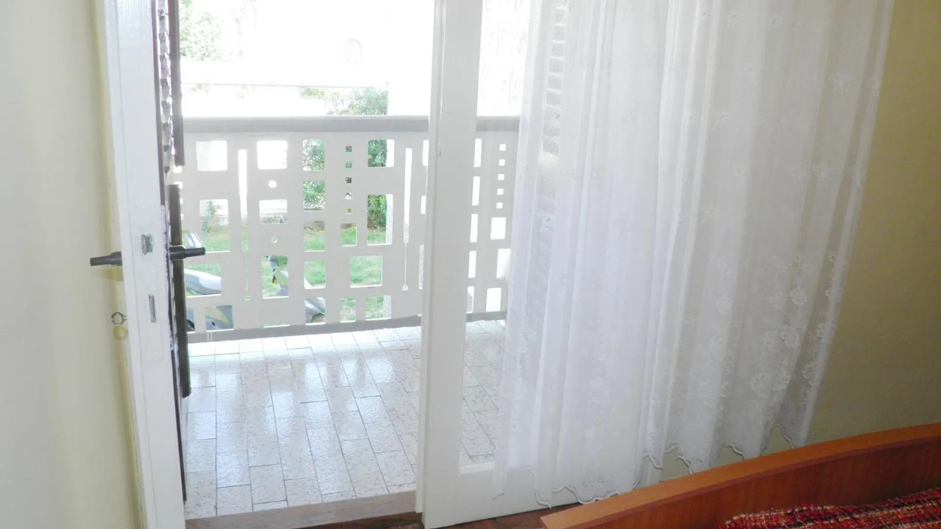 Guest house Apartments Klaric Baska