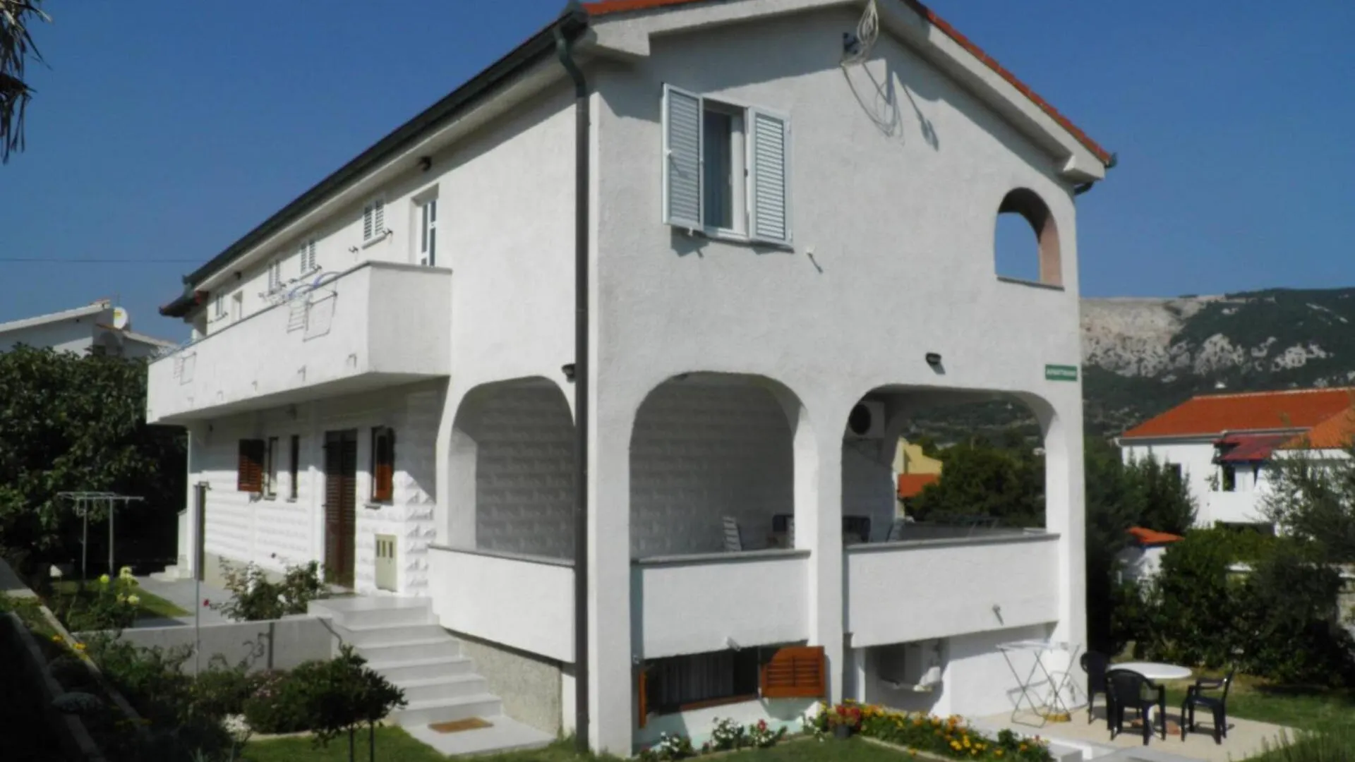 Guest house Apartments Klaric Baska