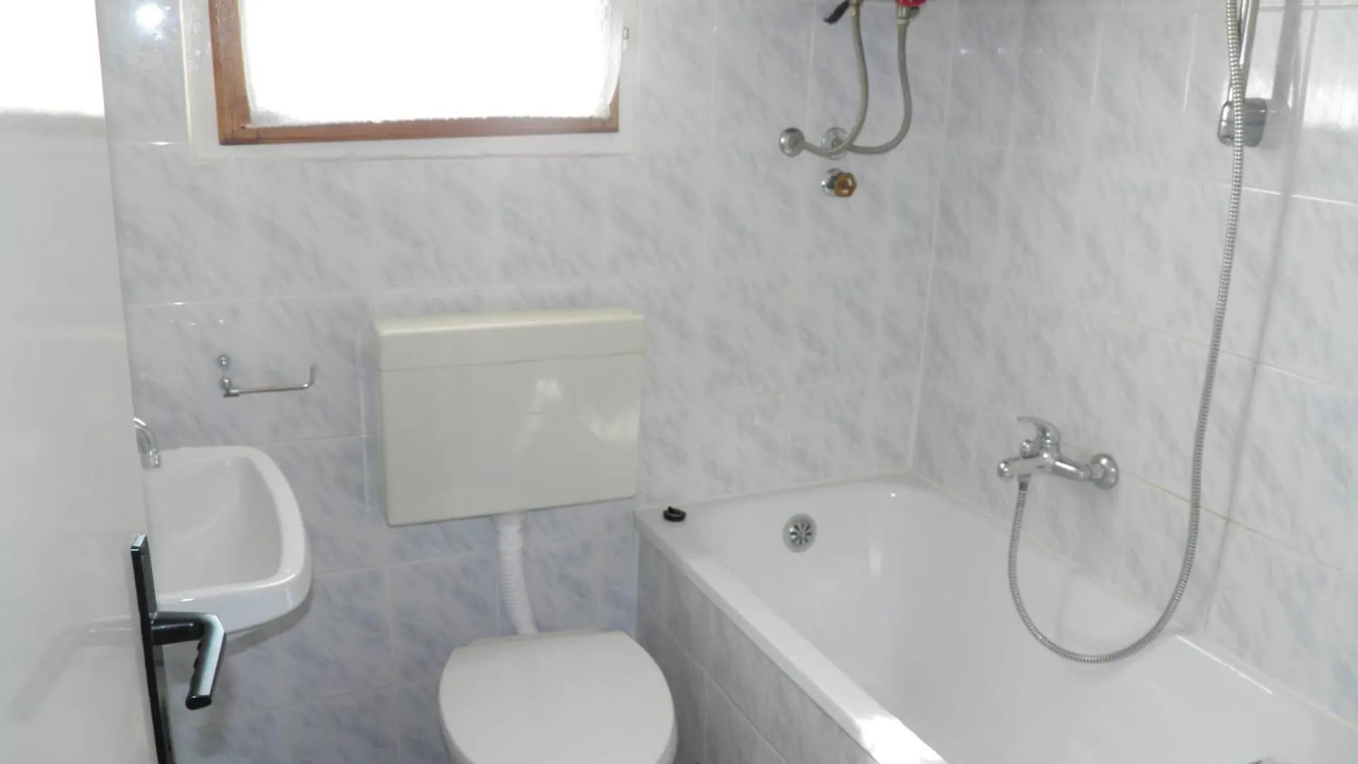 Apartments Klaric باشْكا 0*,  كرواتيا